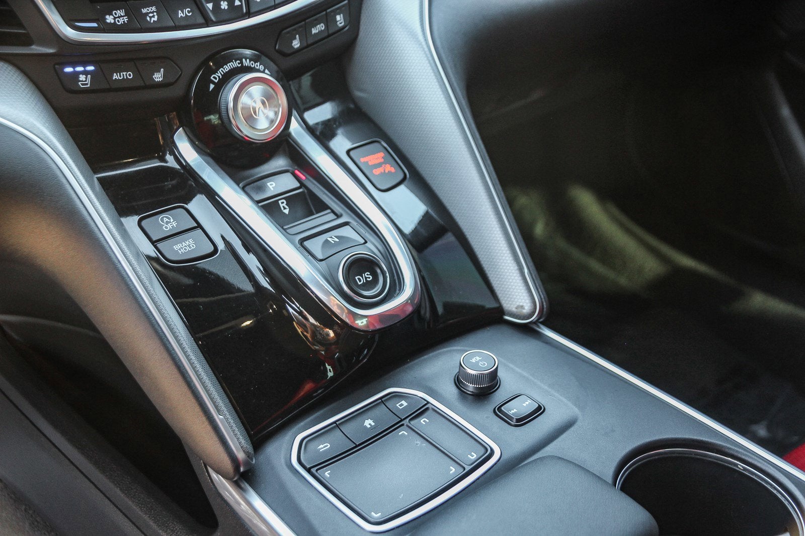 2022 Acura TLX w/A-Spec Package