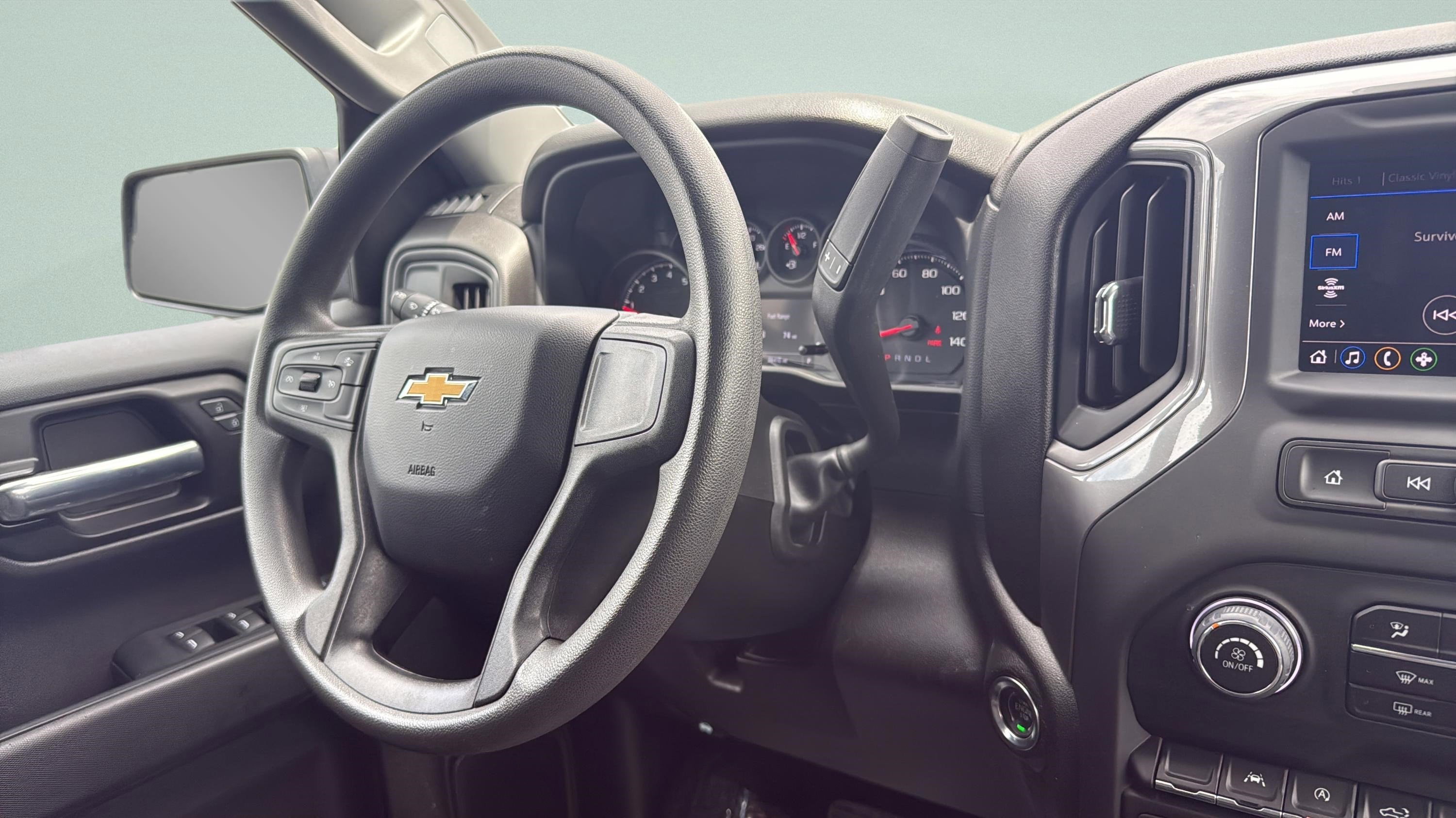 2023 Chevrolet Silverado 1500 Custom