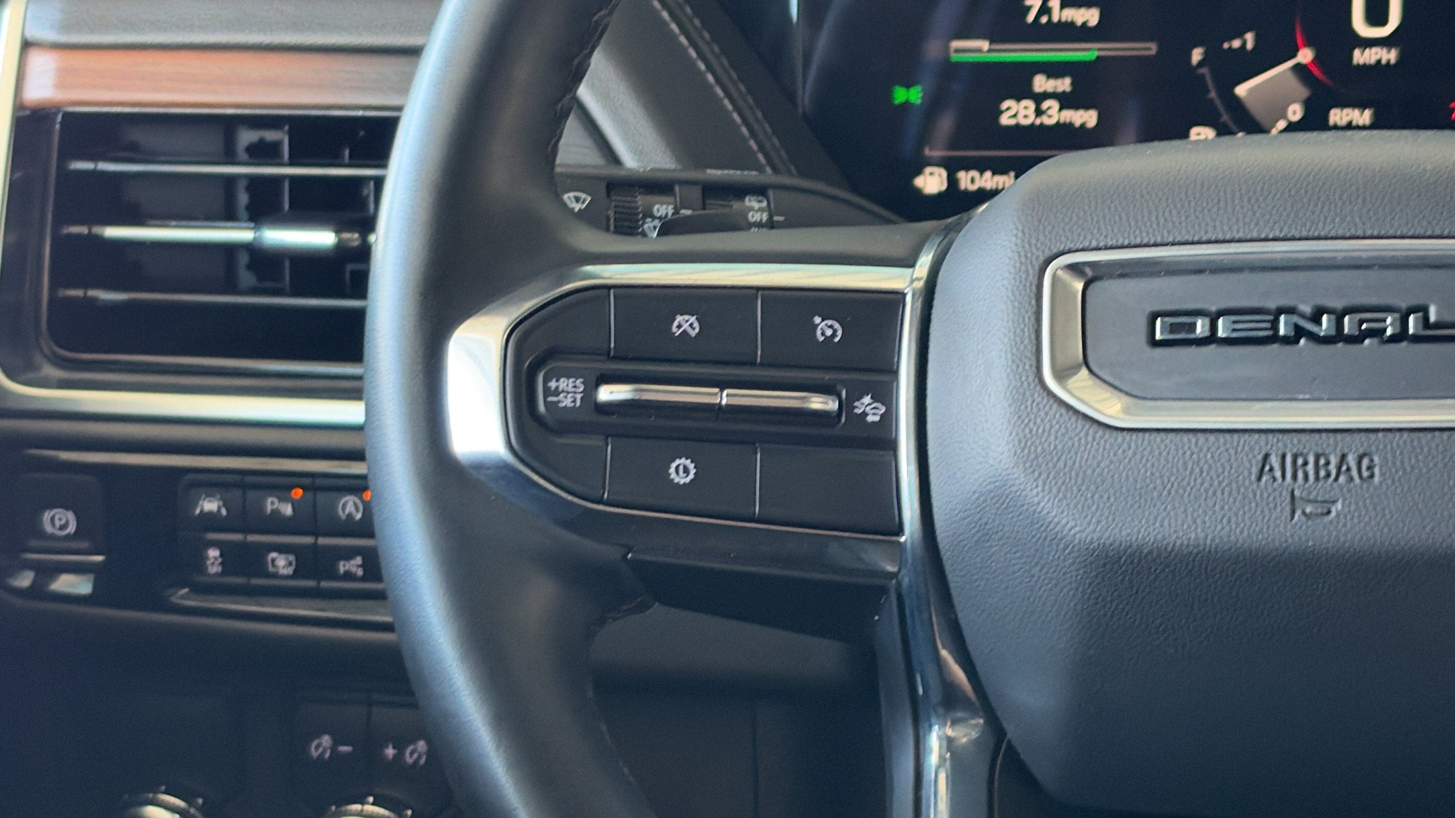 2025 GMC Yukon XL Denali Denali