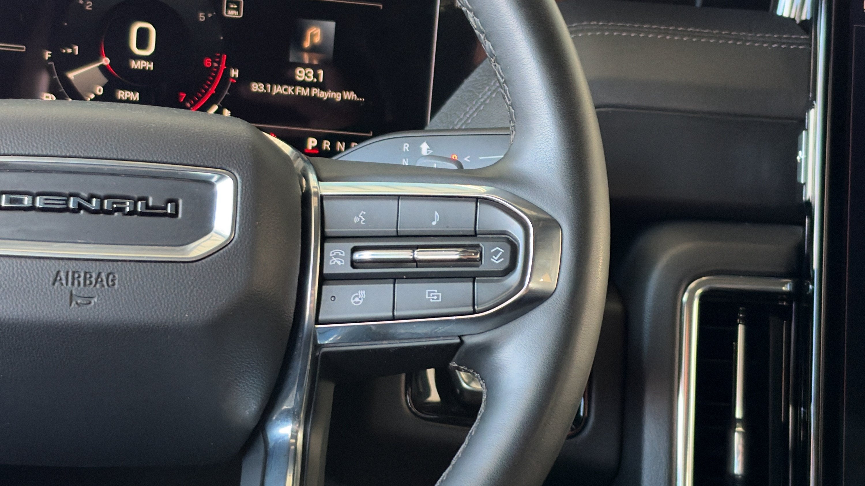 2025 GMC Yukon XL Denali Denali