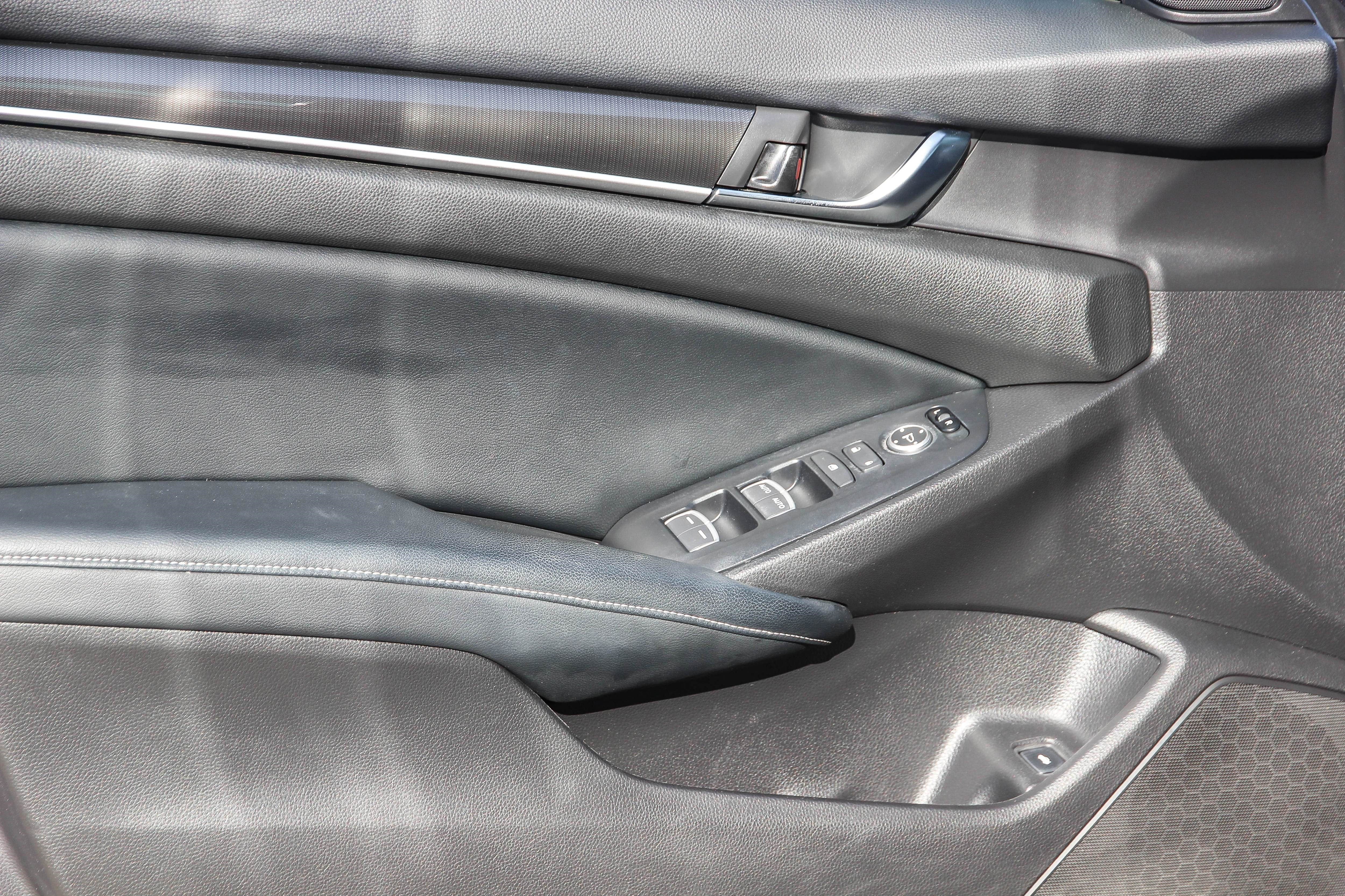 2018 Honda Accord Sport 2.0T