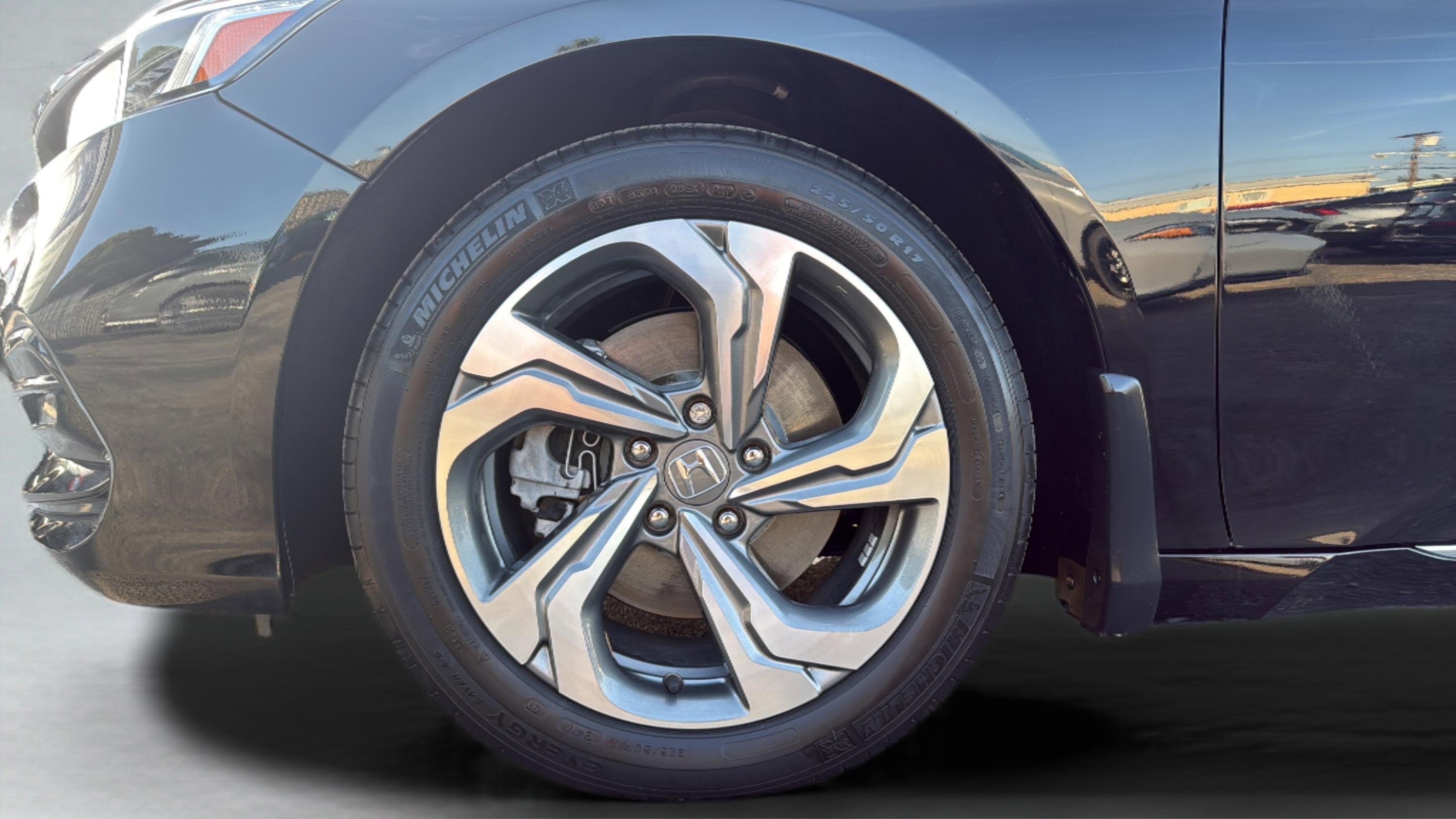 2019 Honda Accord EX-L 2.0T