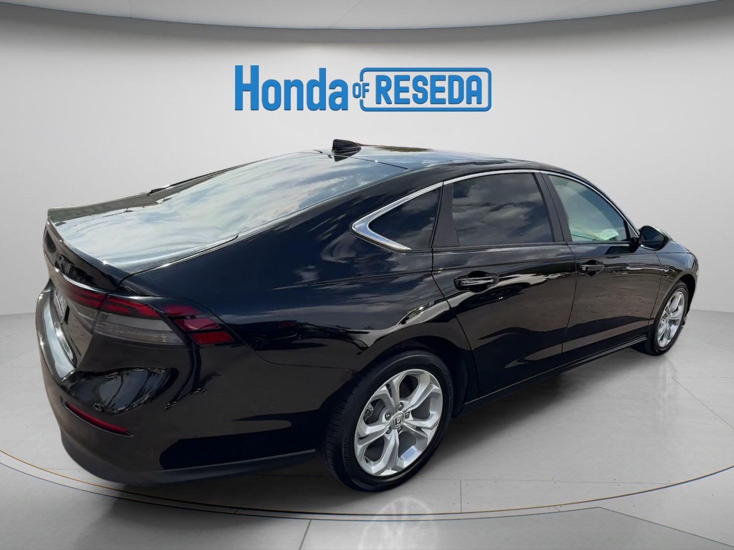 2024 Honda Accord LX - Photo 13