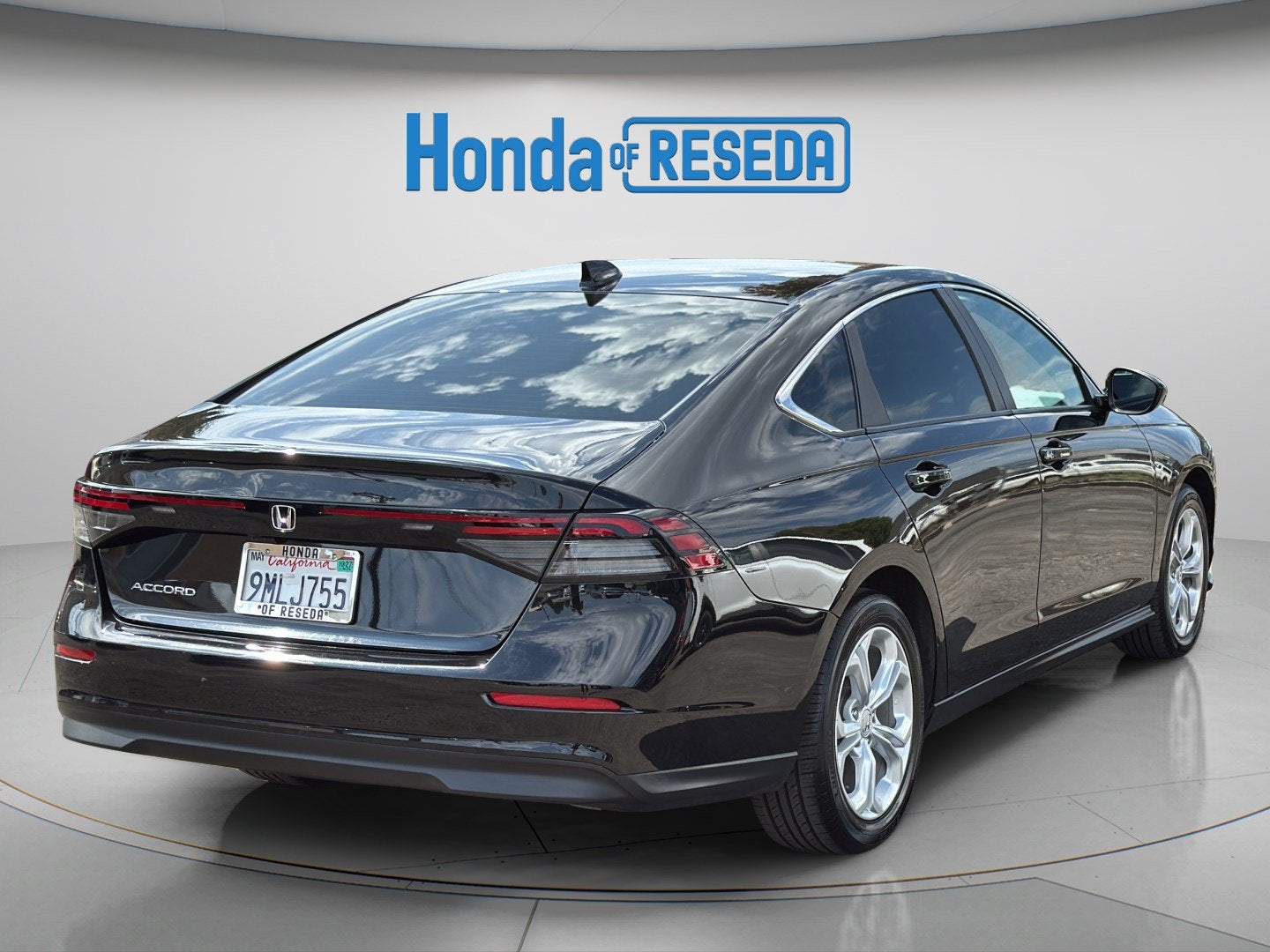 2024 Honda Accord LX - Photo 6