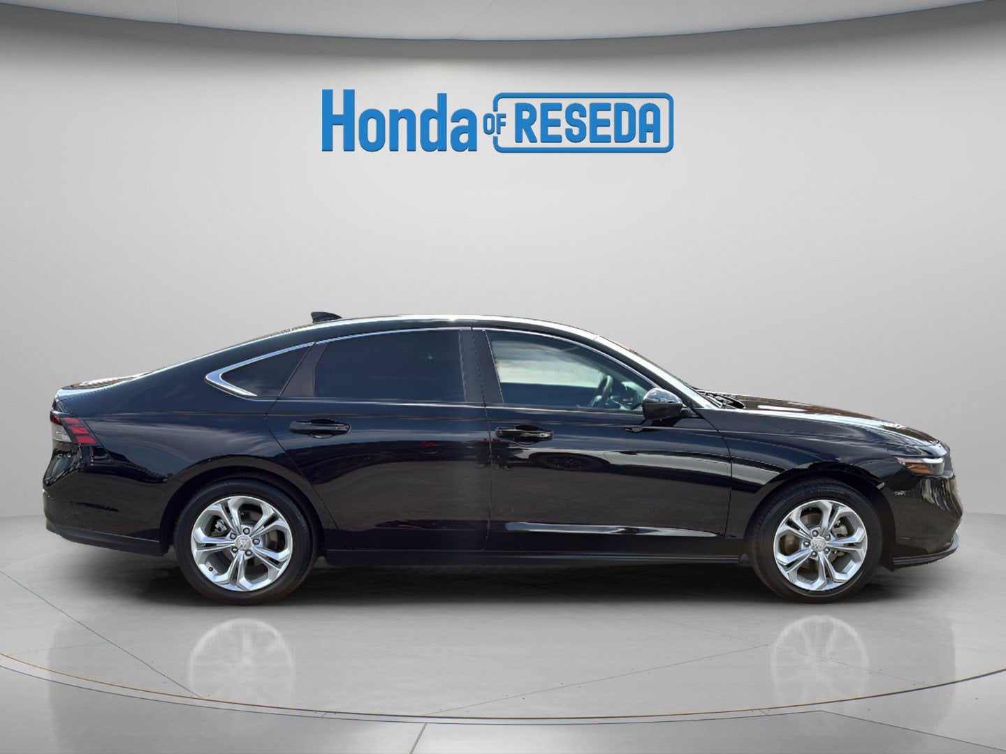 2024 Honda Accord LX - Photo 7