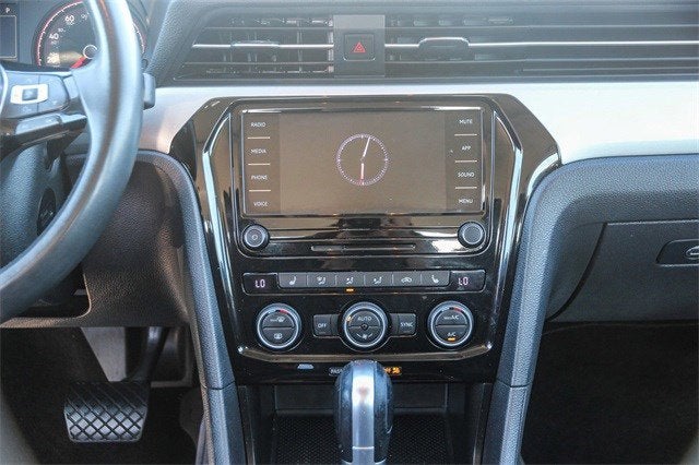 2021 Volkswagen Passat 2.0T SE