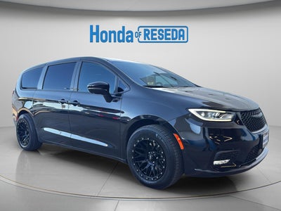 2023 Chrysler Pacifica Hybrid Limited