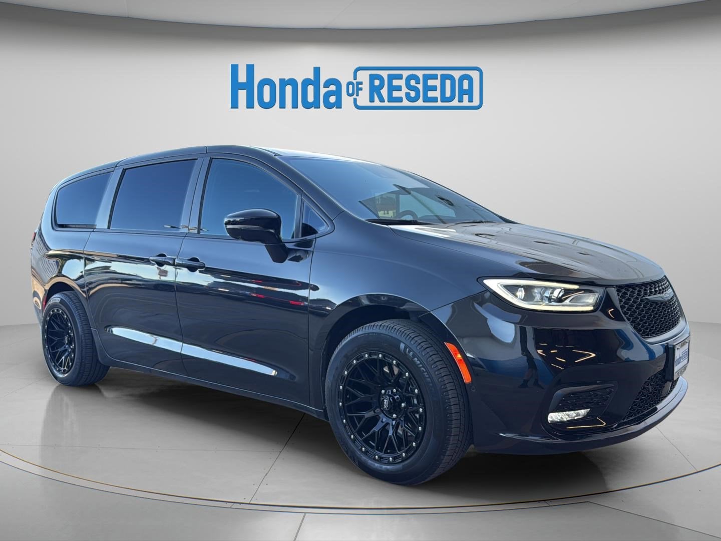 2023 Chrysler Pacifica Hybrid Limited