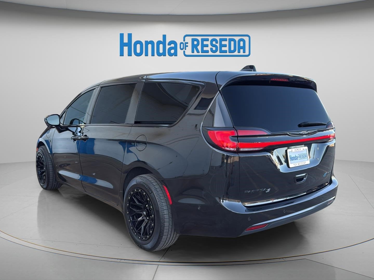 2023 Chrysler Pacifica Hybrid Limited