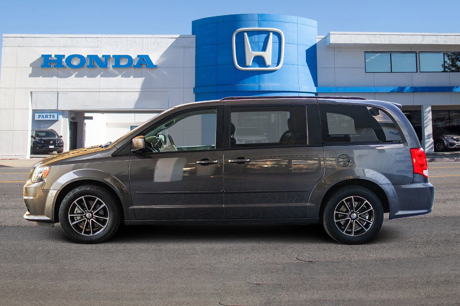 2016 Dodge Grand Caravan R/T