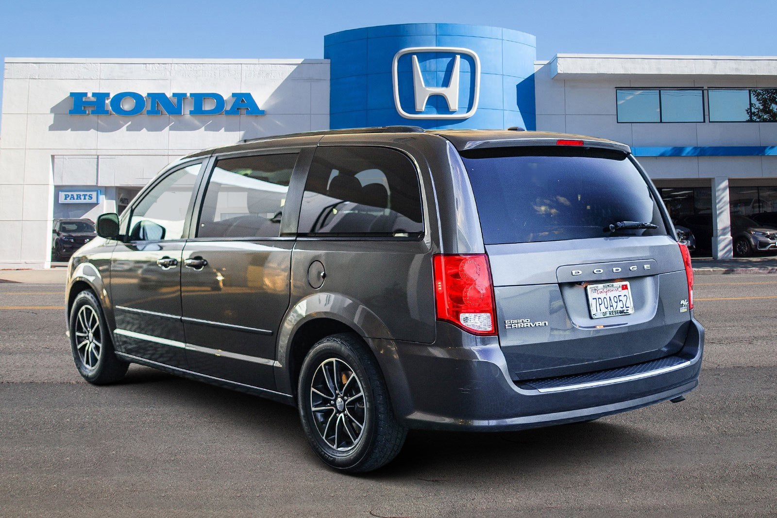 2016 Dodge Grand Caravan R/T