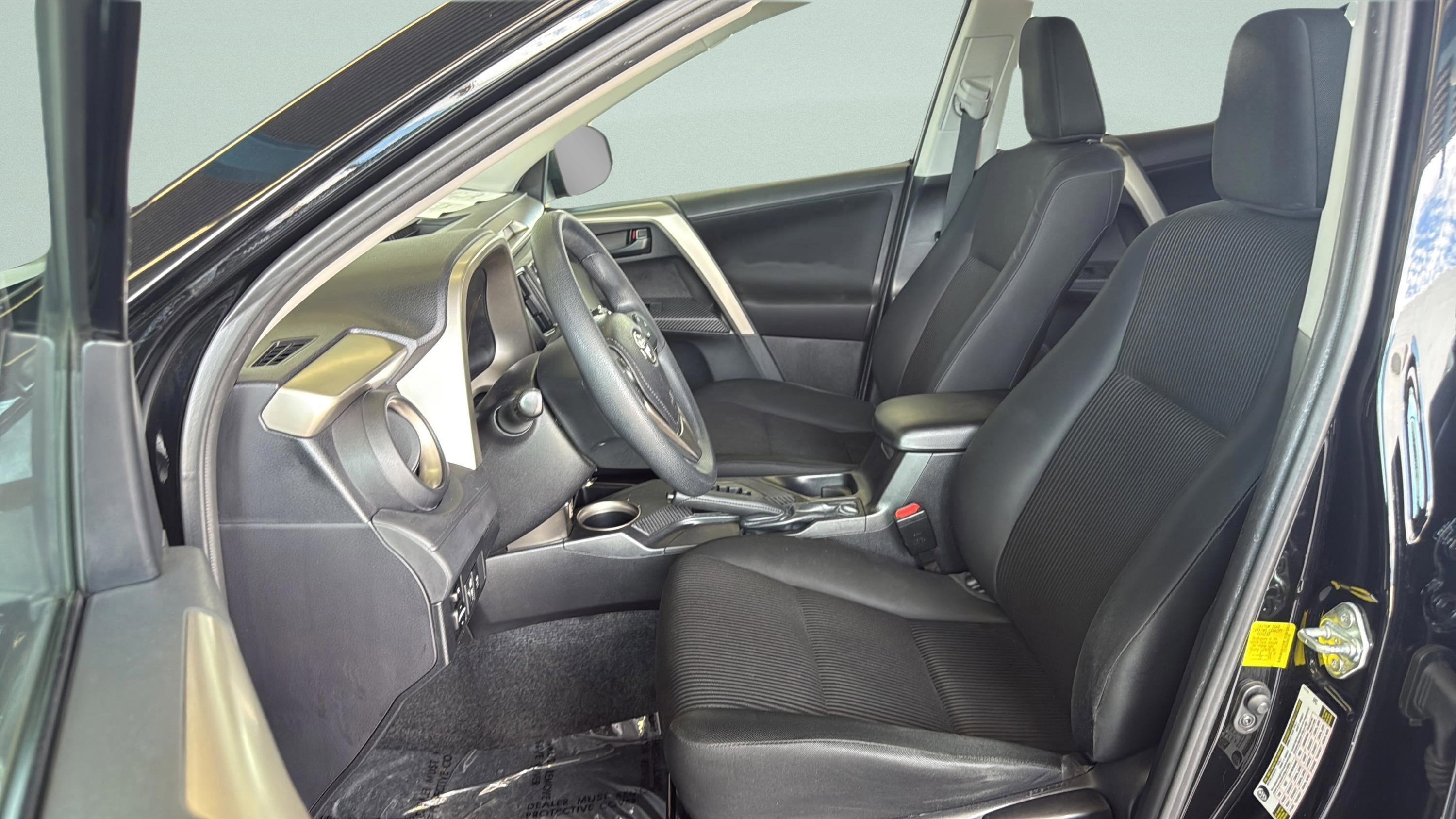 2014 Toyota RAV4 LE