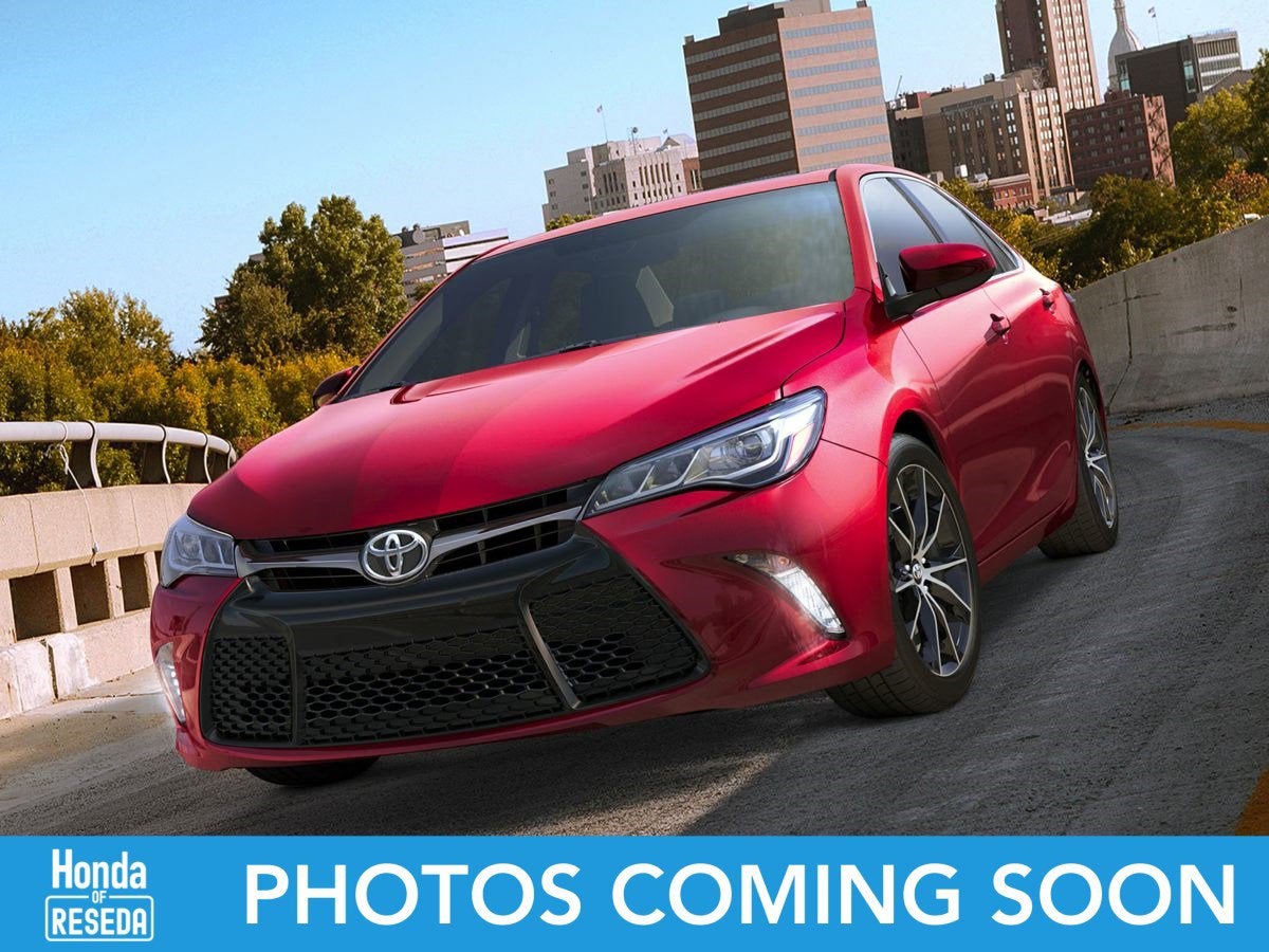 2016 Toyota Camry SE