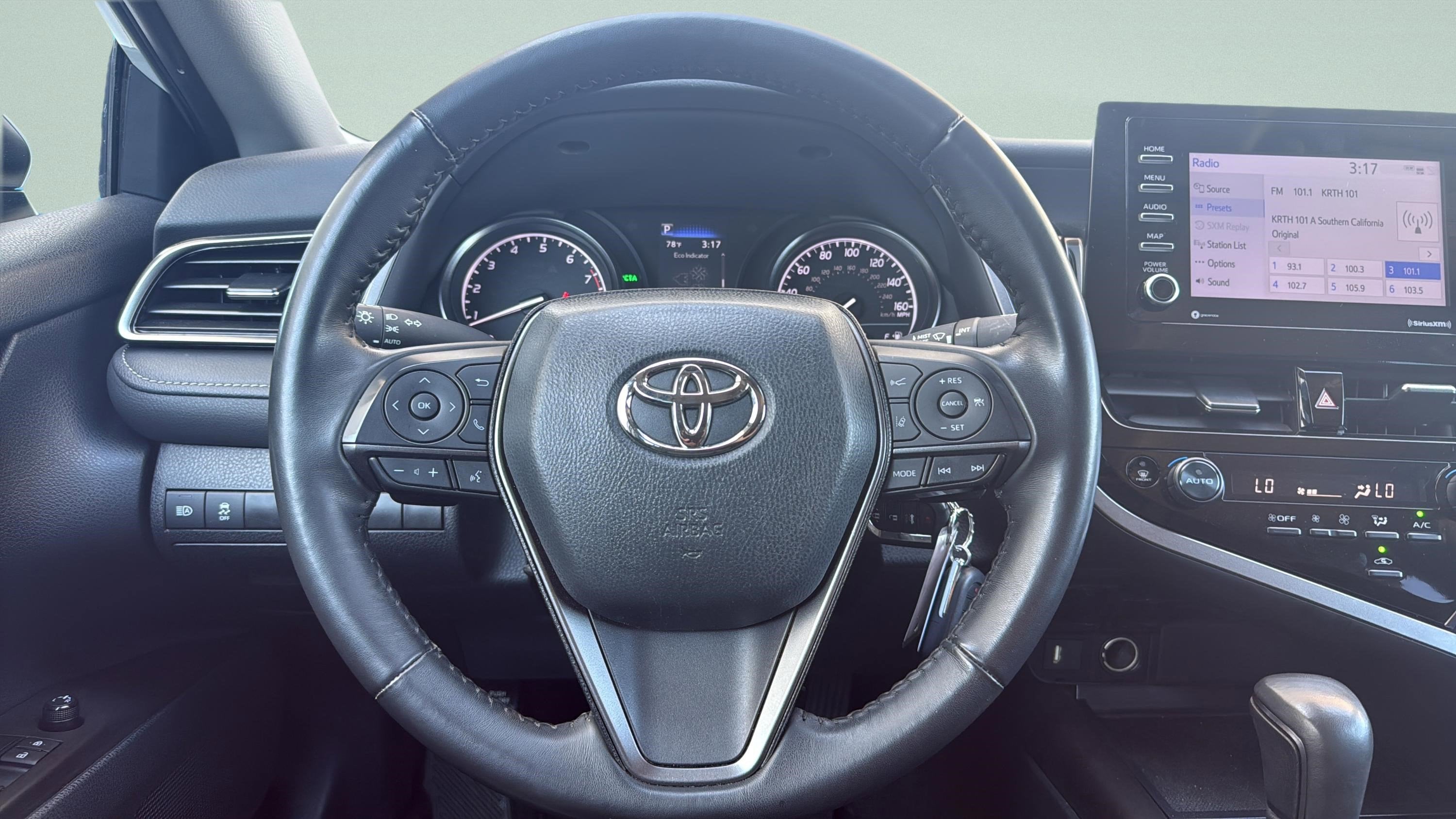 2024 Toyota Camry SE