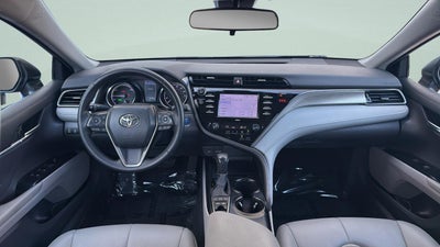 2020 Toyota Camry Hybrid SE