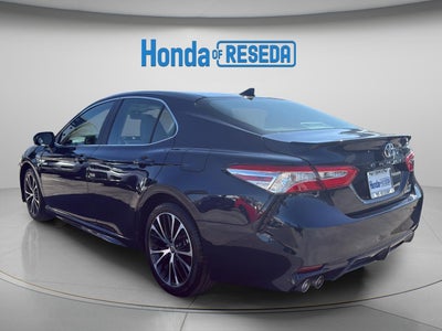 2020 Toyota Camry Hybrid SE