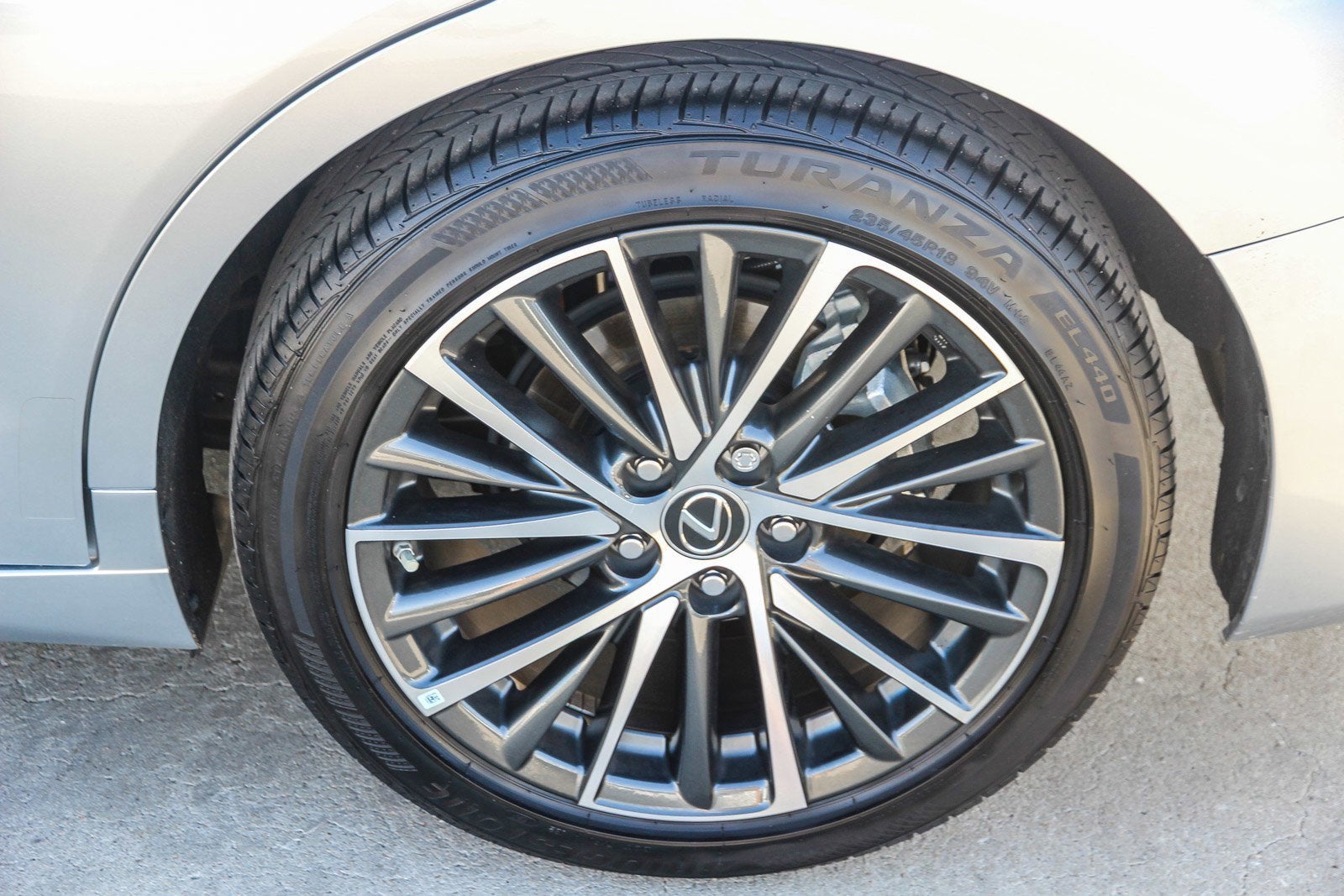 2024 Lexus ES 300h 300h