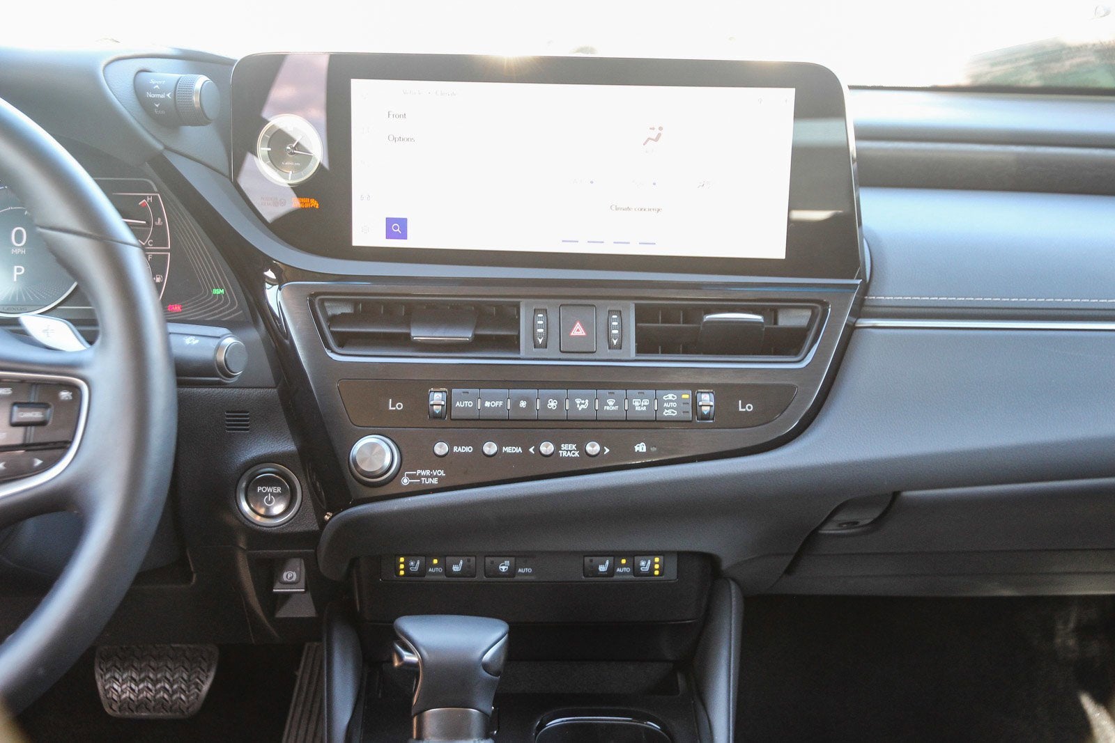 2024 Lexus ES 300h 300h