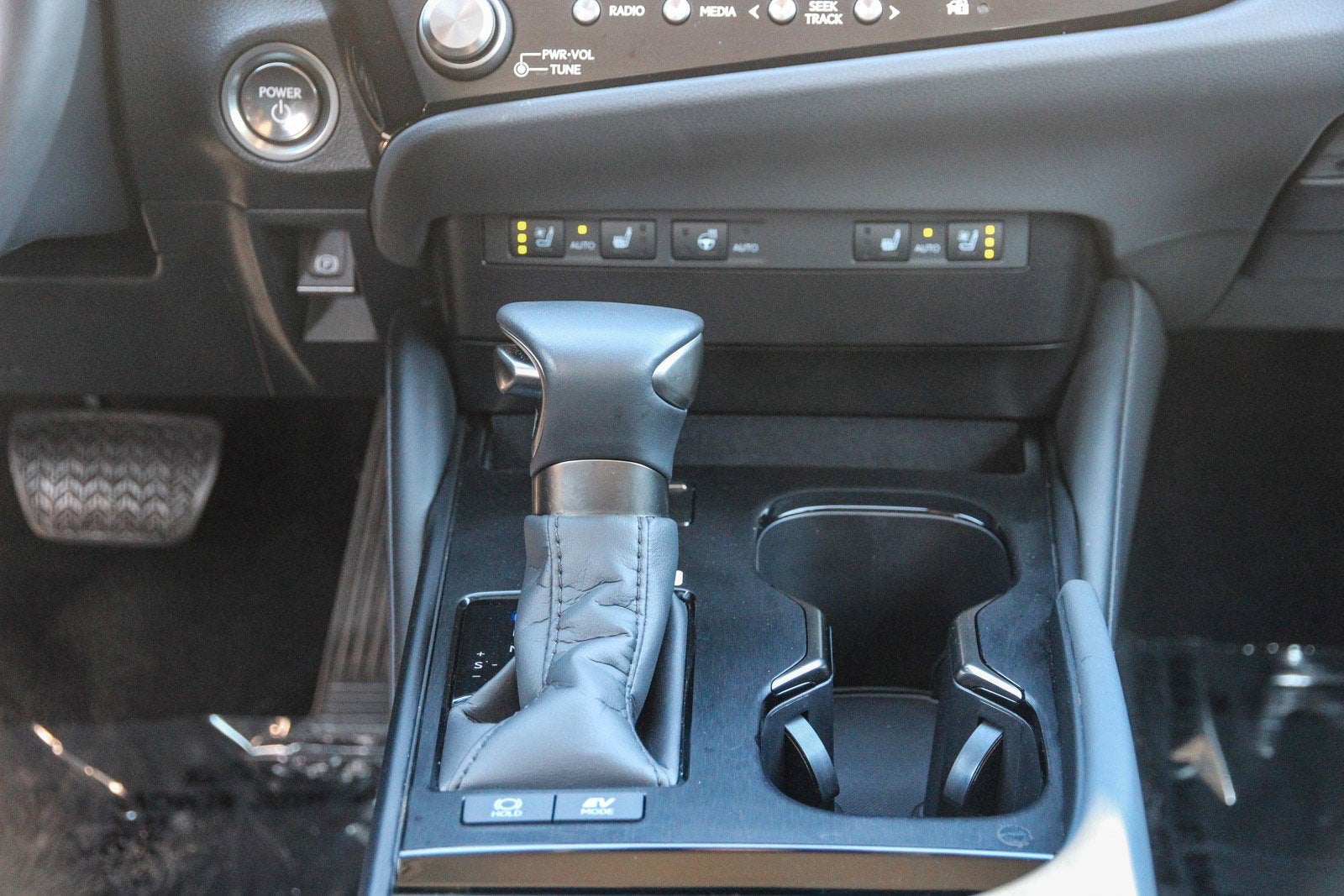 2024 Lexus ES 300h 300h