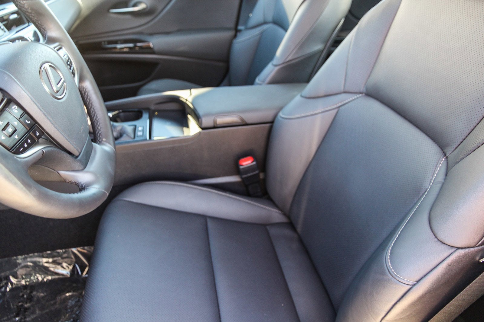 2024 Lexus ES 300h 300h