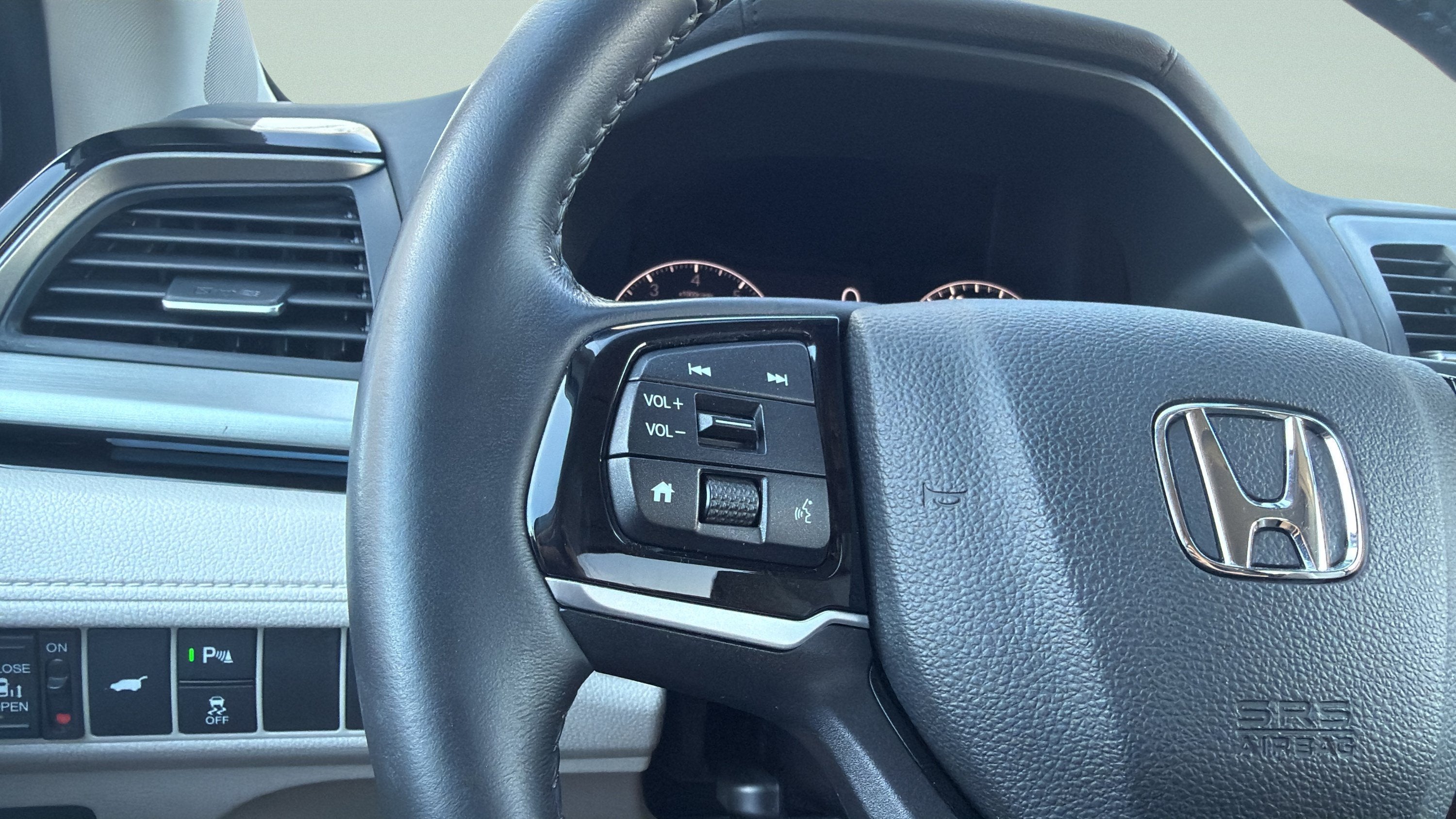 2025 Honda Odyssey Touring
