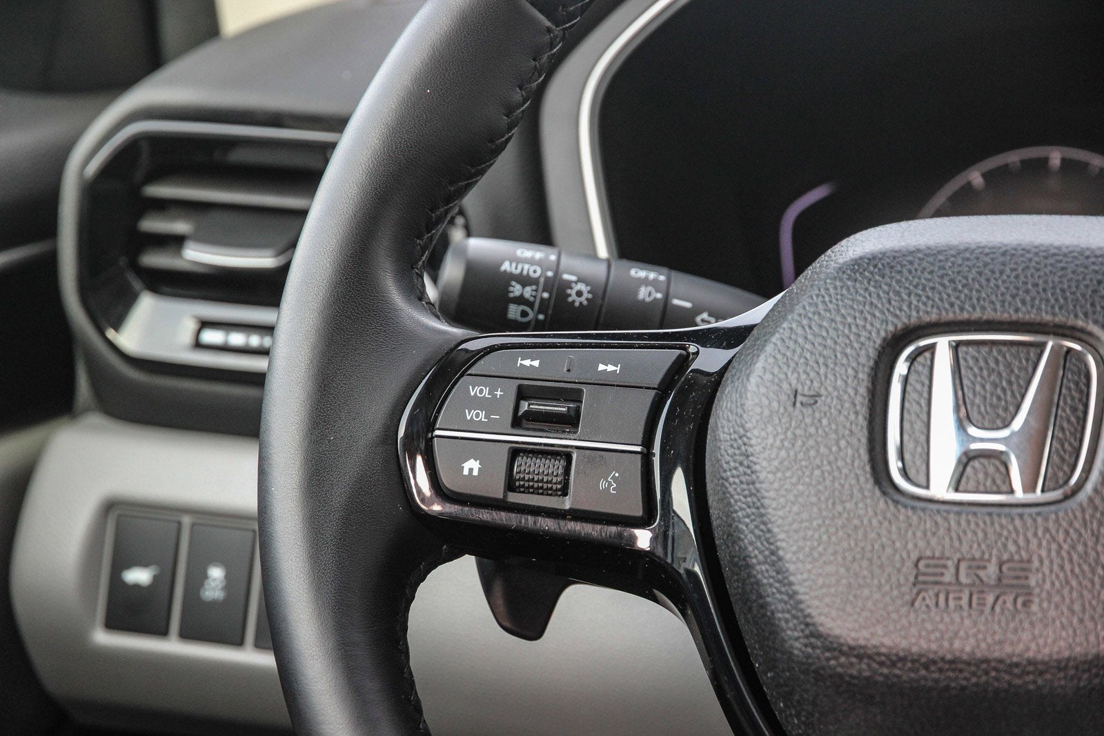 2024 Honda Pilot EX-L 8 Passenger