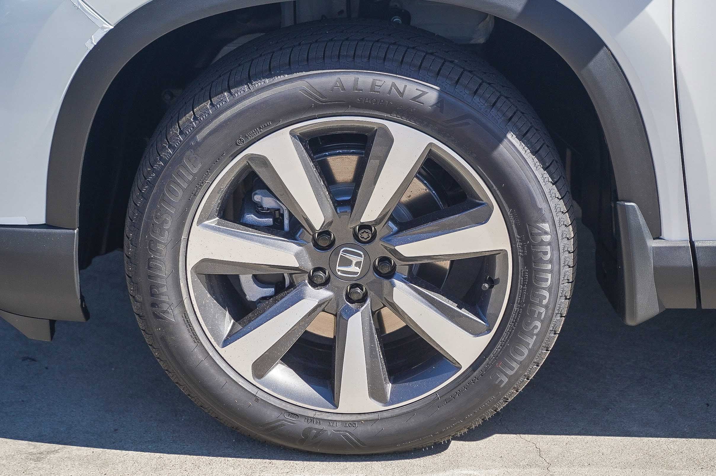 2025 Honda Pilot Touring