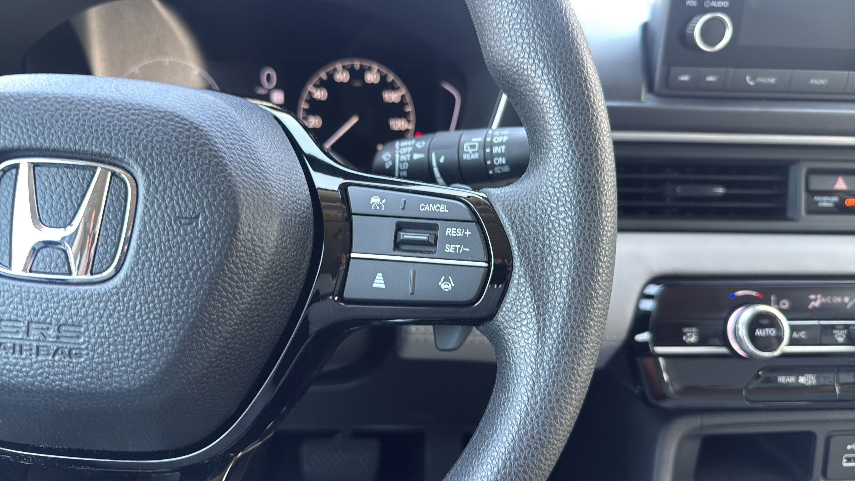 2023 Honda Pilot LX