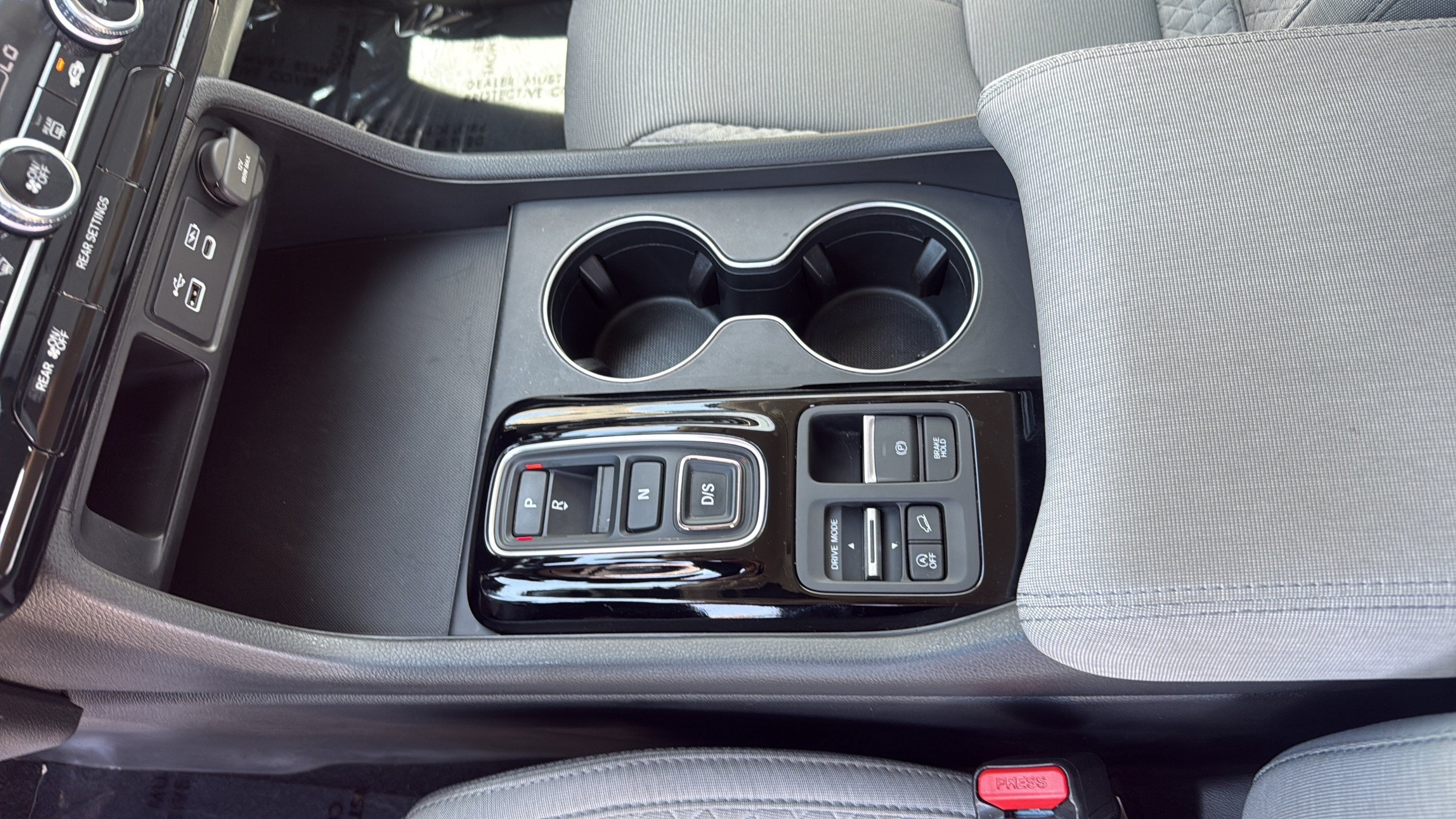 2023 Honda Pilot LX