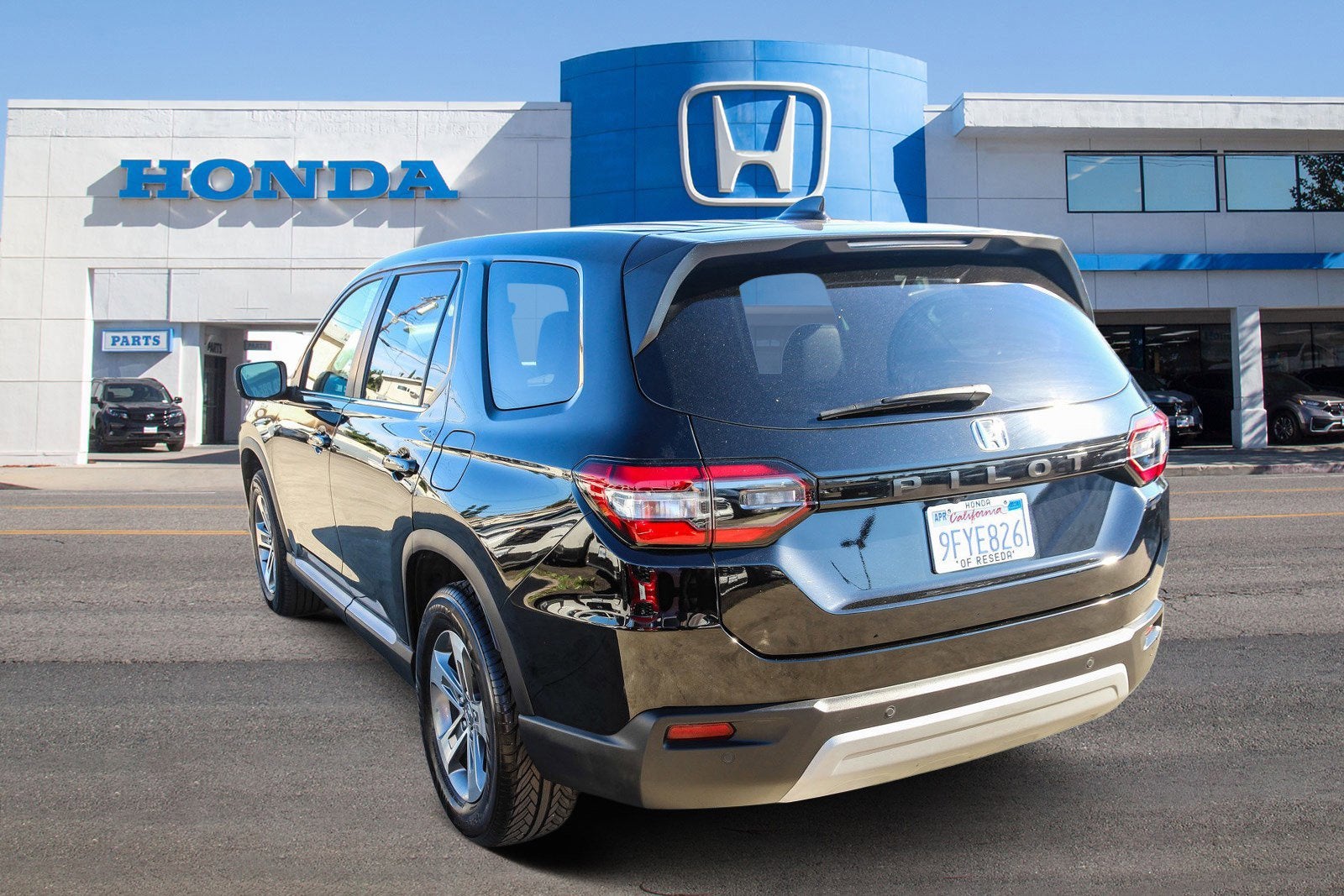 2023 Honda Pilot EX-L 8 Passenger
