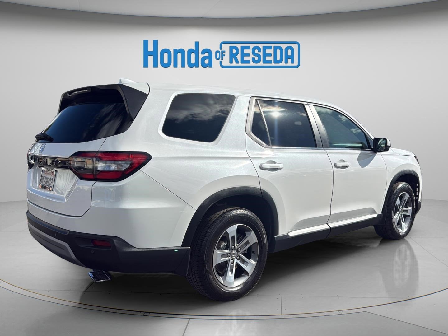 2024 Honda Pilot EX-L 8 Passenger