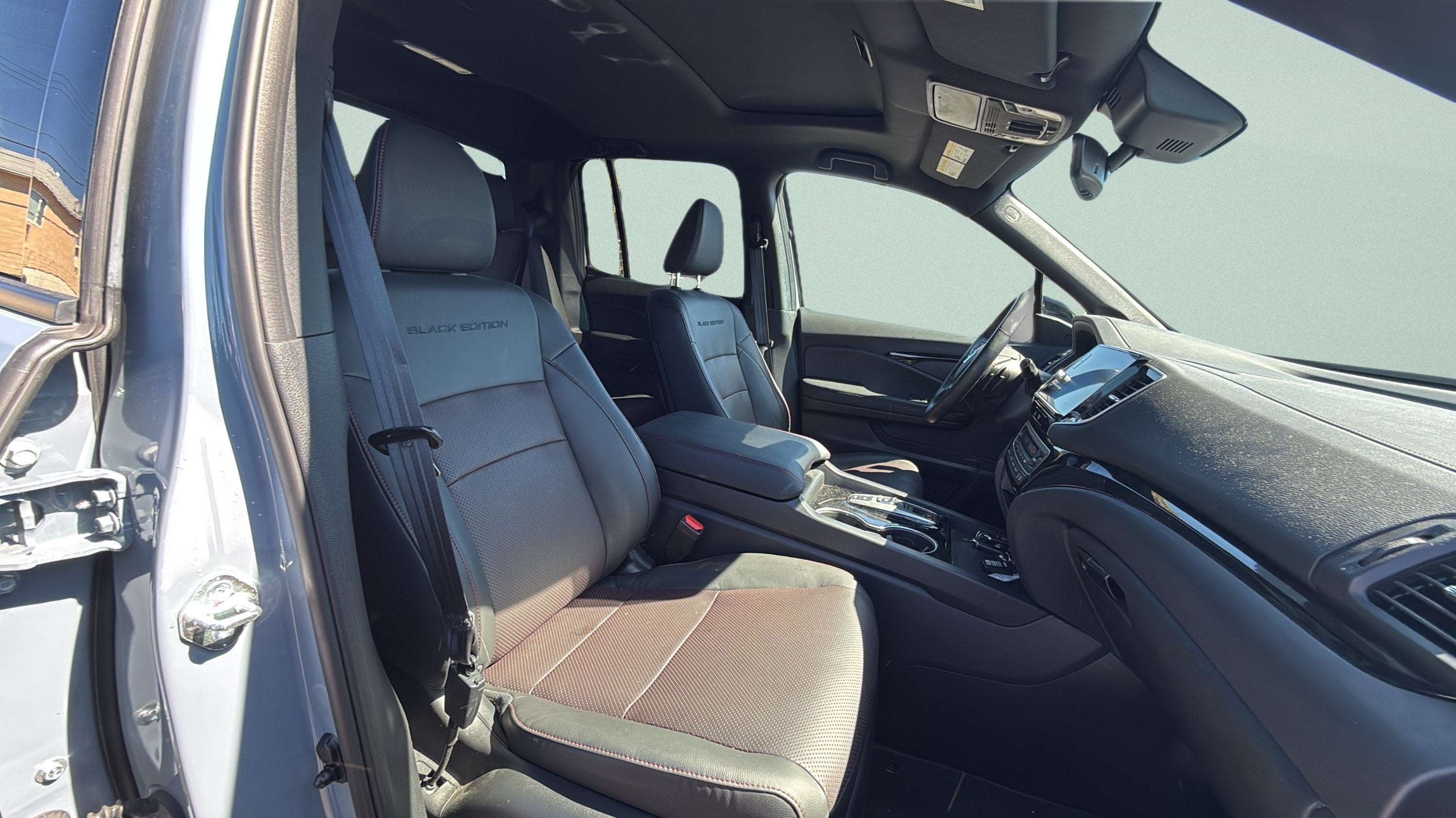 2025 Honda Ridgeline Black Edition