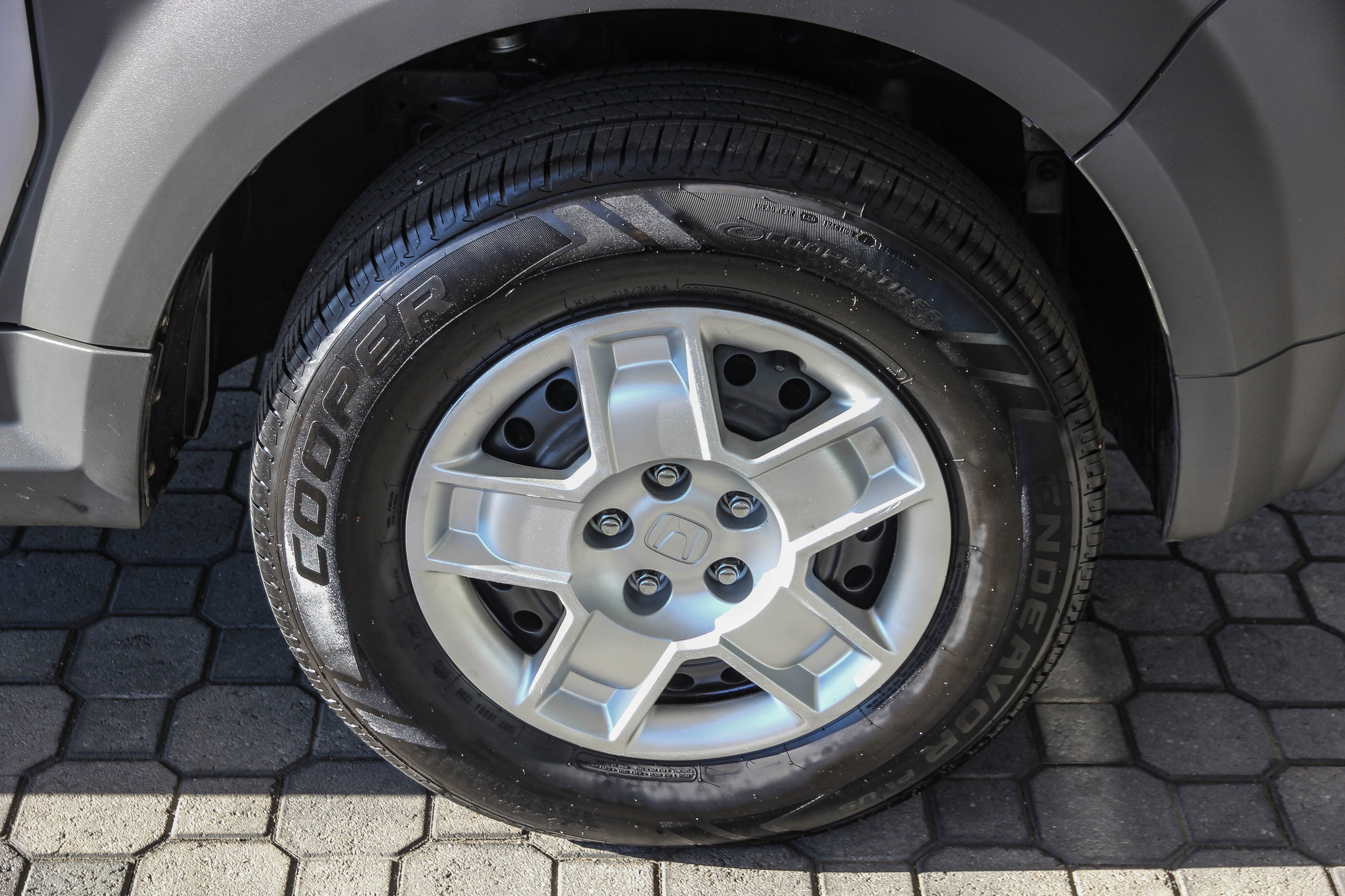 2005 Honda Element LX