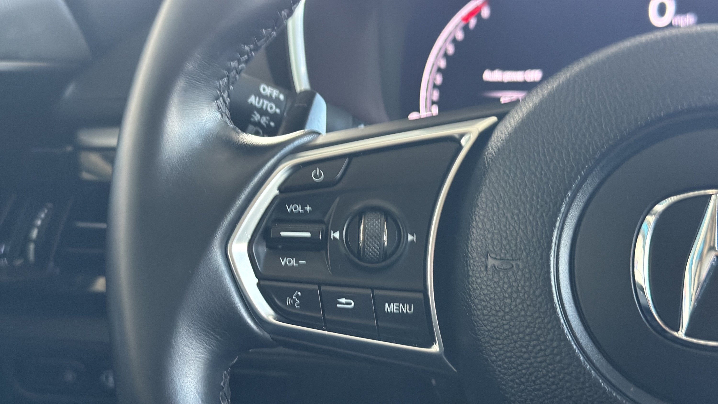 2025 Acura MDX w/Technology Package
