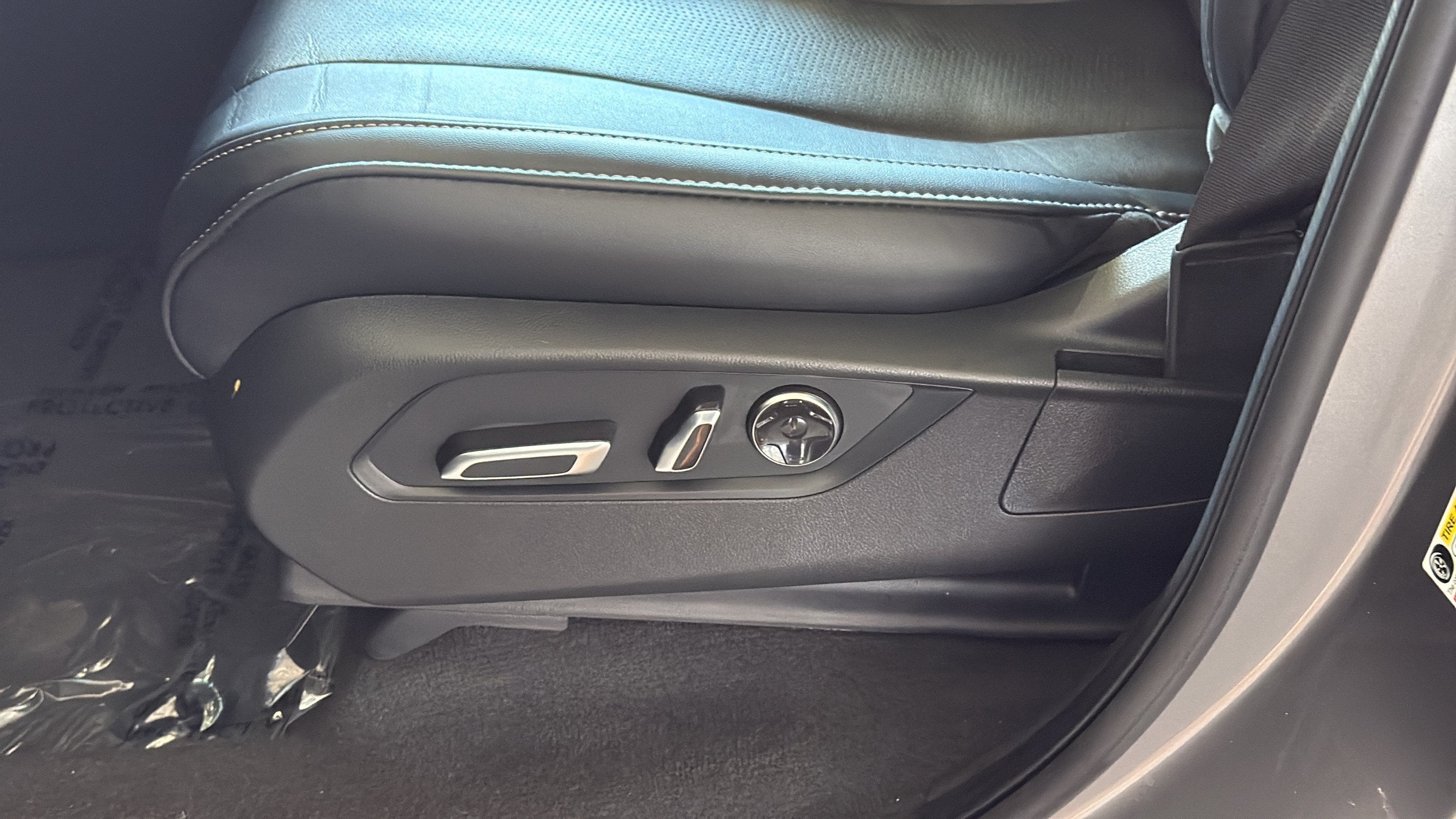 2025 Acura MDX w/Technology Package