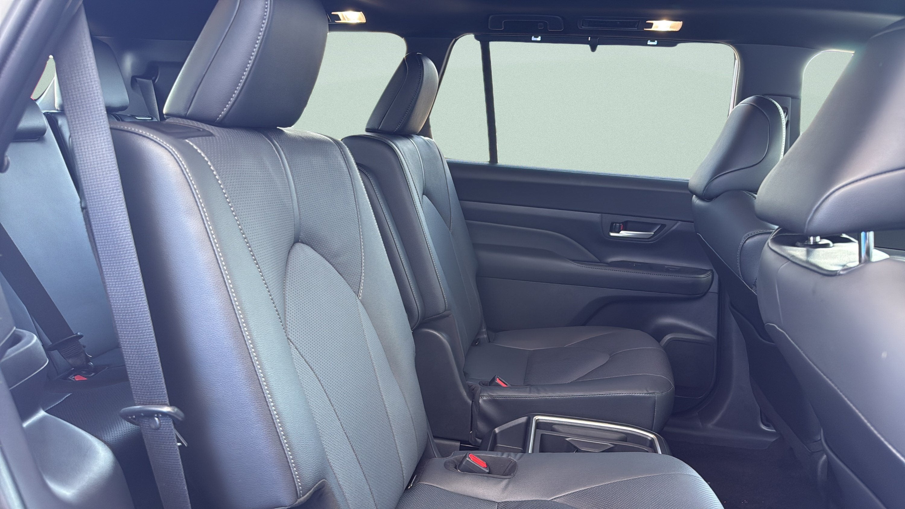 2026 Toyota Grand Highlander Hybrid Nightshade Edition