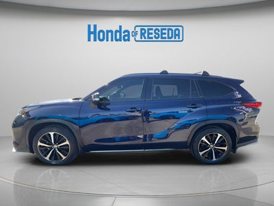 2022 Toyota Highlander XSE
