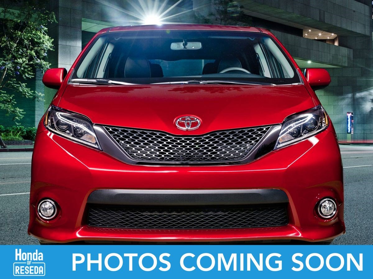 2017 Toyota Sienna SE