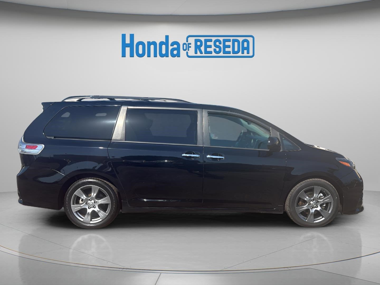 2017 Toyota Sienna SE