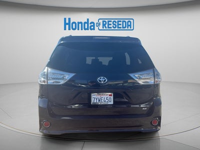 2017 Toyota Sienna SE