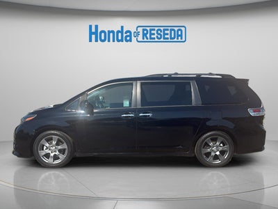 2017 Toyota Sienna SE