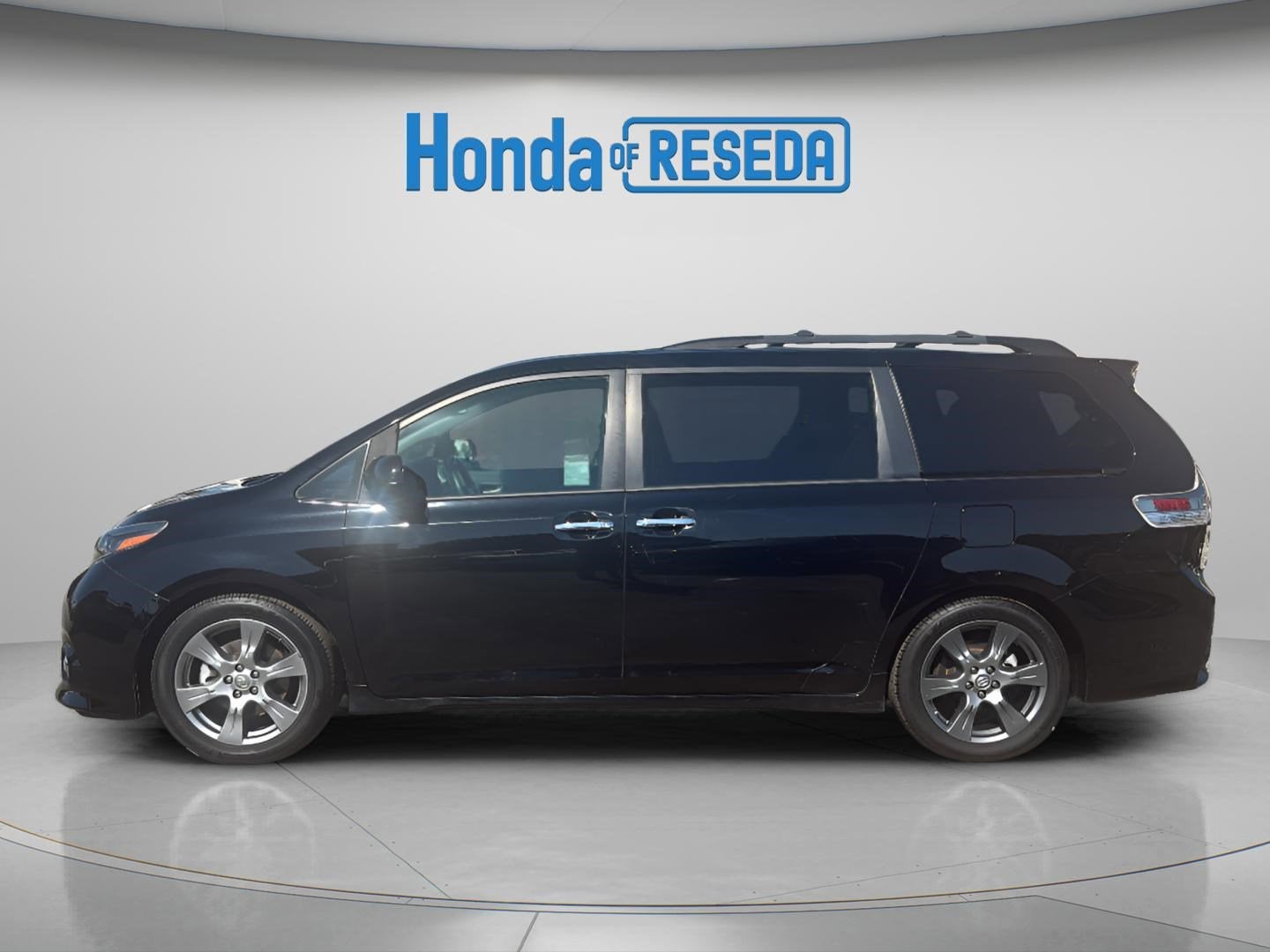 2017 Toyota Sienna SE