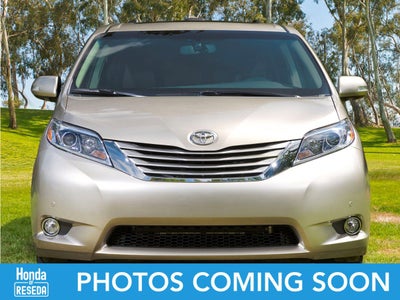 2017 Toyota Sienna XLE