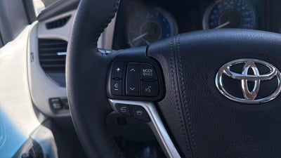 2017 Toyota Sienna XLE