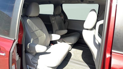 2017 Toyota Sienna XLE