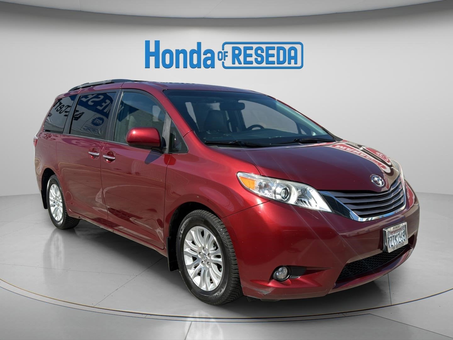 2017 Toyota Sienna XLE