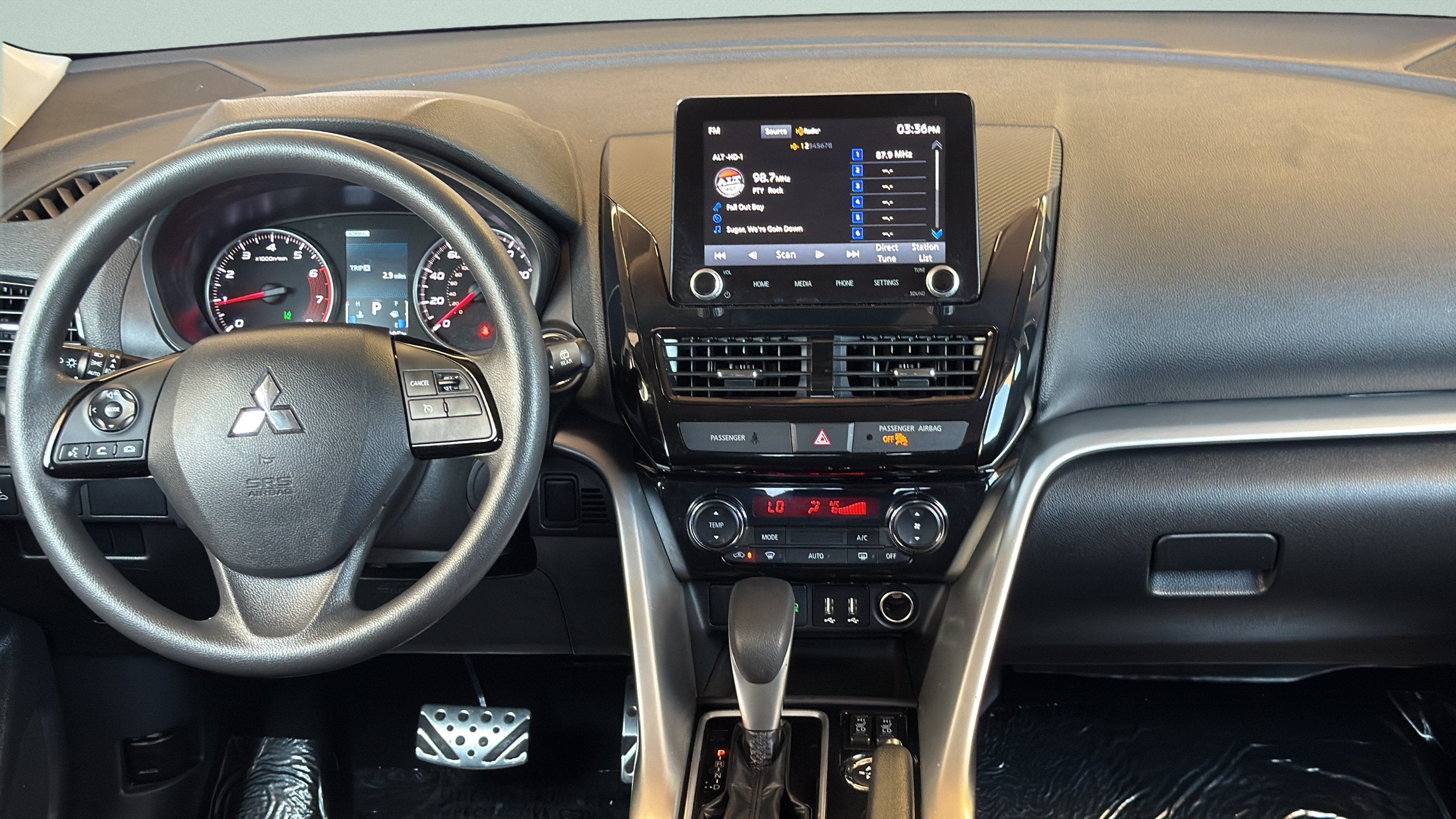 2024 Mitsubishi Eclipse Cross LE