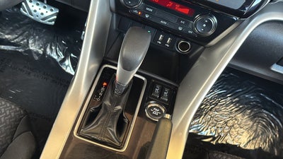2024 Mitsubishi Eclipse Cross LE