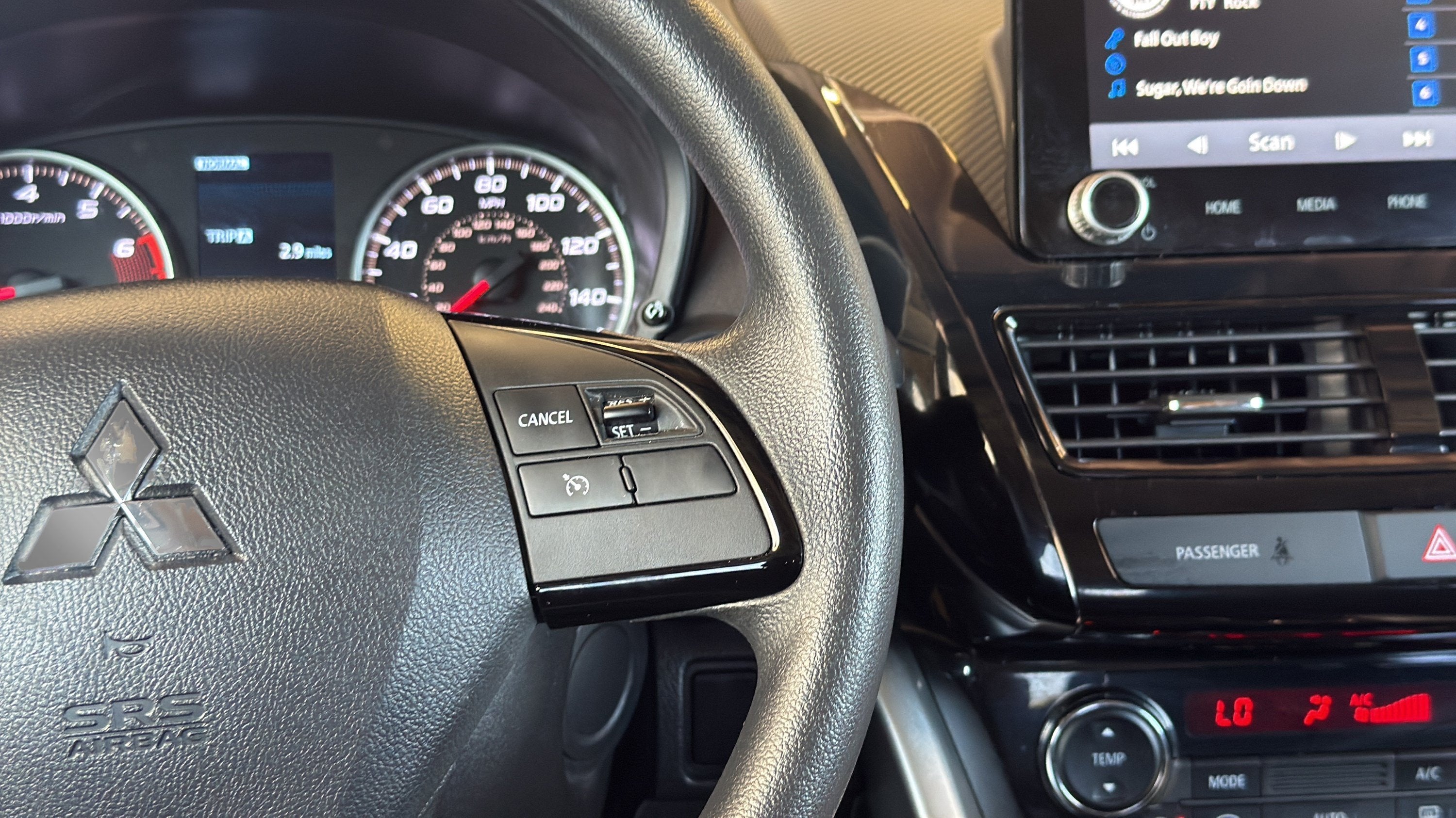 2024 Mitsubishi Eclipse Cross LE