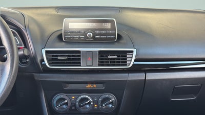 2015 Mazda Mazda3 i SV